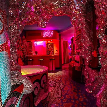 بيت ضيافة The Sin